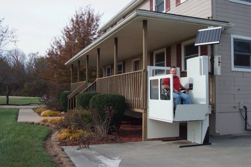 Staying Home Vertical Platform Lift