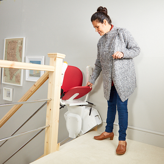 AmeriGlide - Synergy Straight Stair Lift