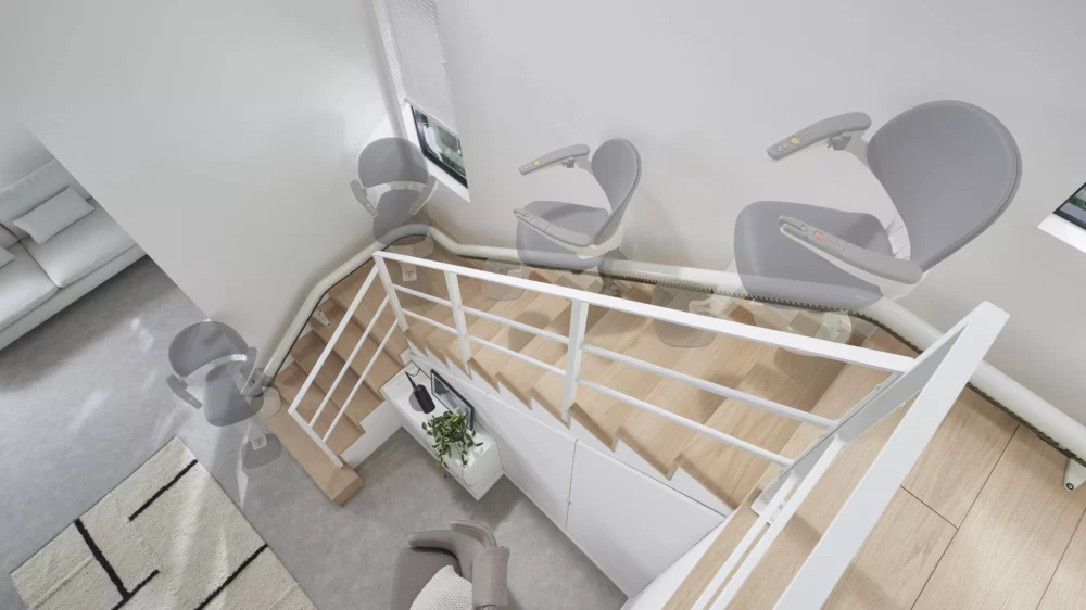 Flow X Curved Stair Lift